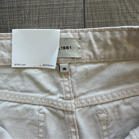 DL1961 wide leg flared denim - Picture 4 of 5